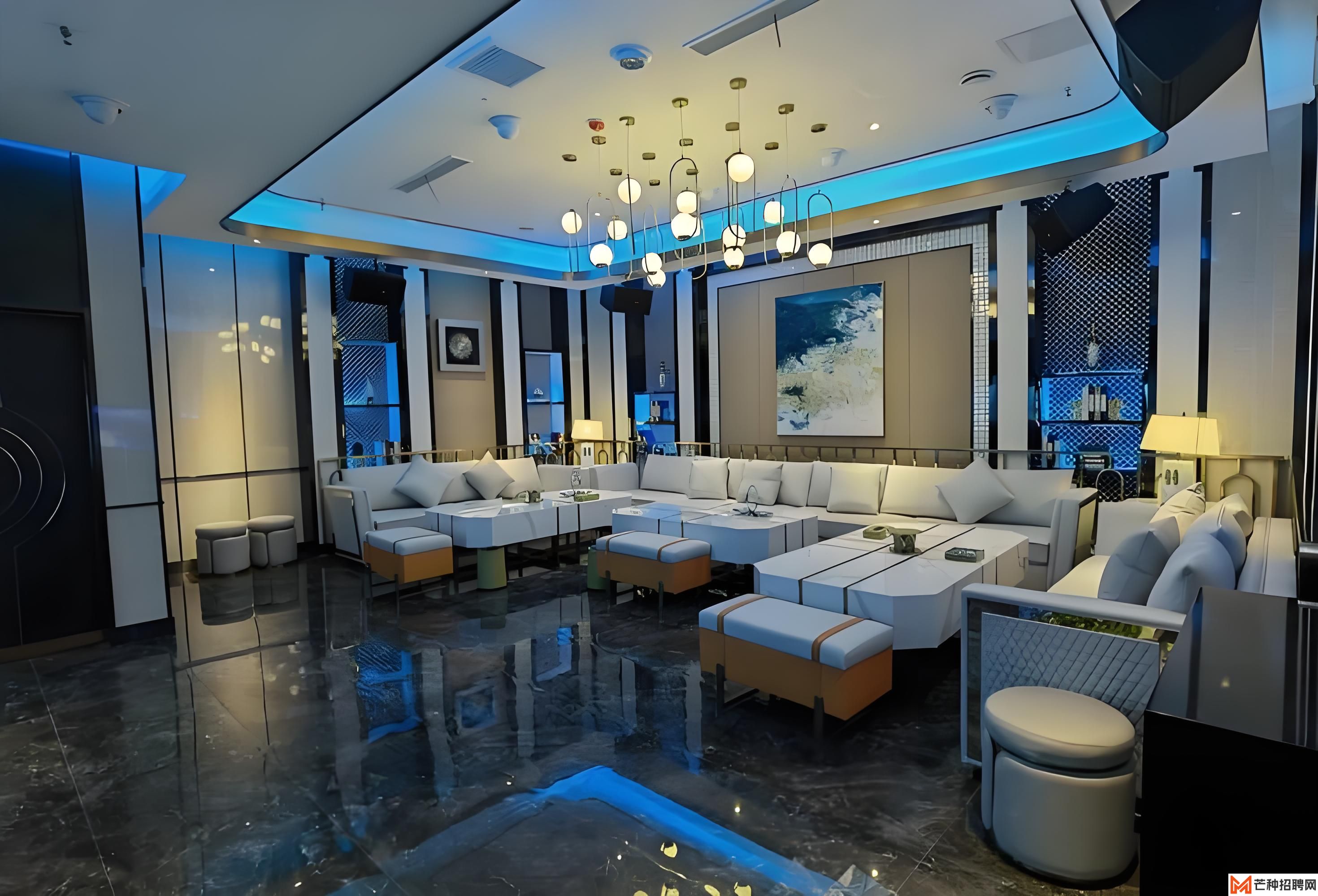 南昌商务酒吧服务专员招聘，待遇优厚，工作轻松，福利多多