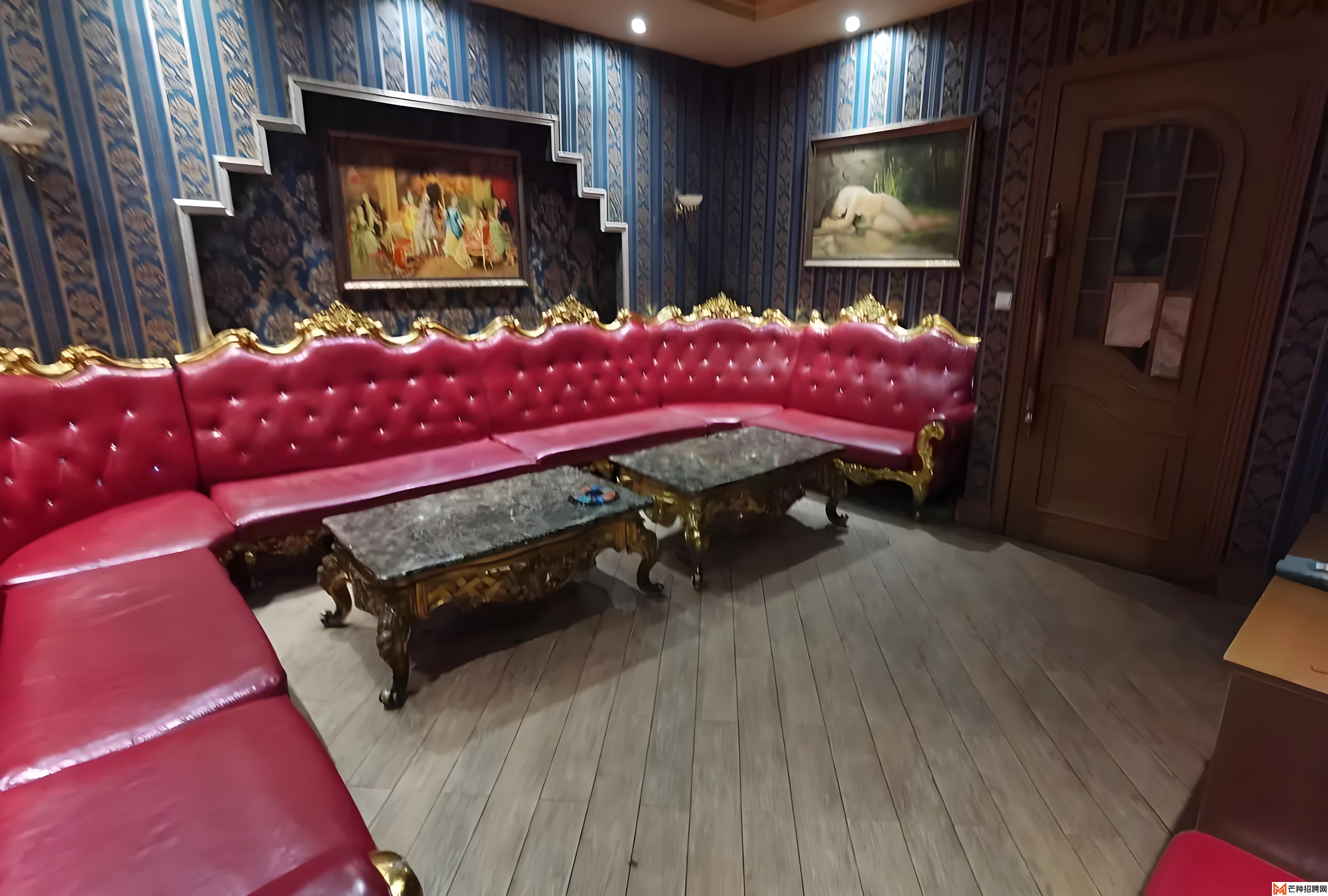 夜色中的南昌酒吧街：深夜探店特色鸡尾酒指南