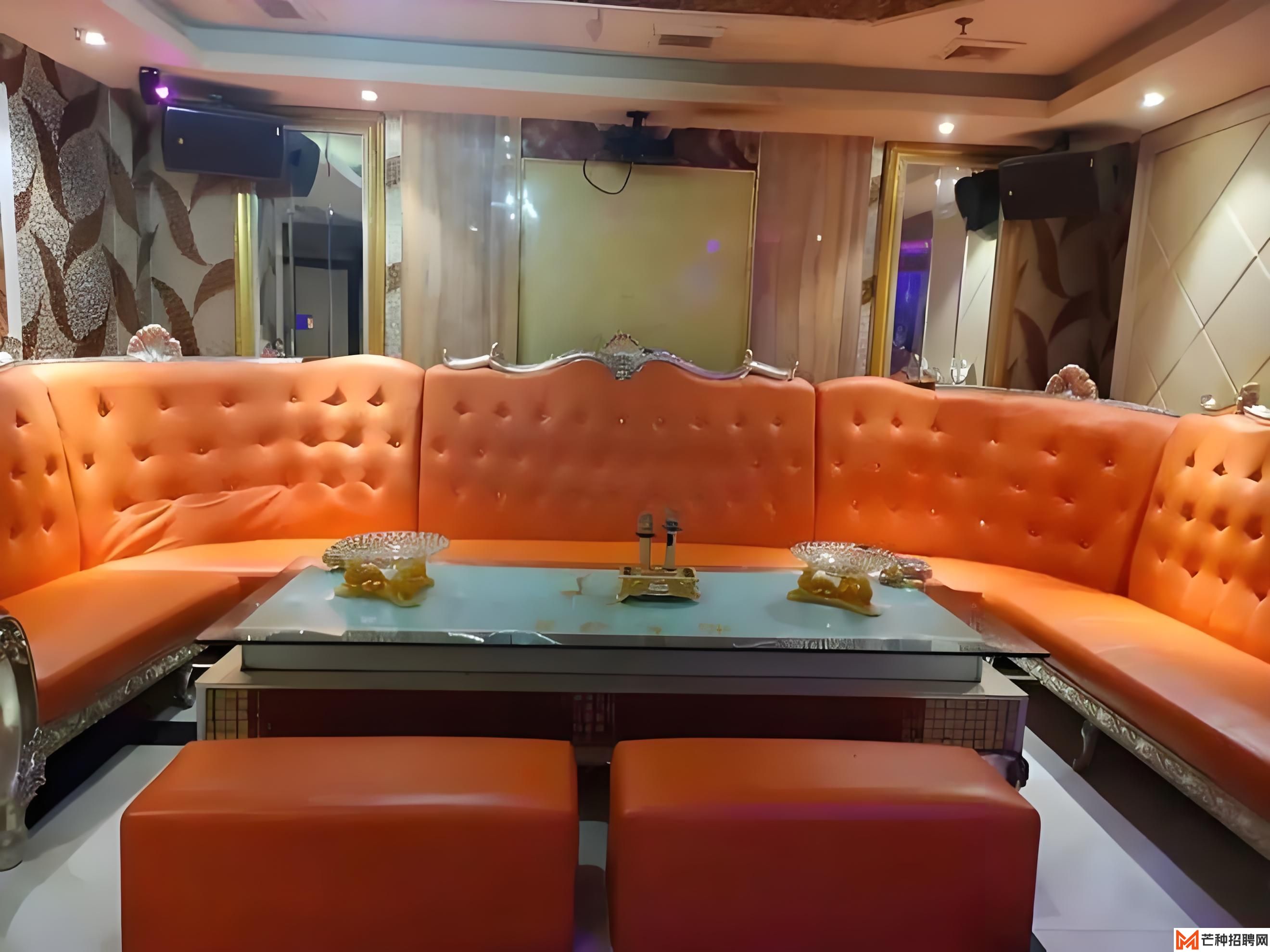 南昌高端酒吧诚聘：夜场贵宾接待专员，等你来嗨！