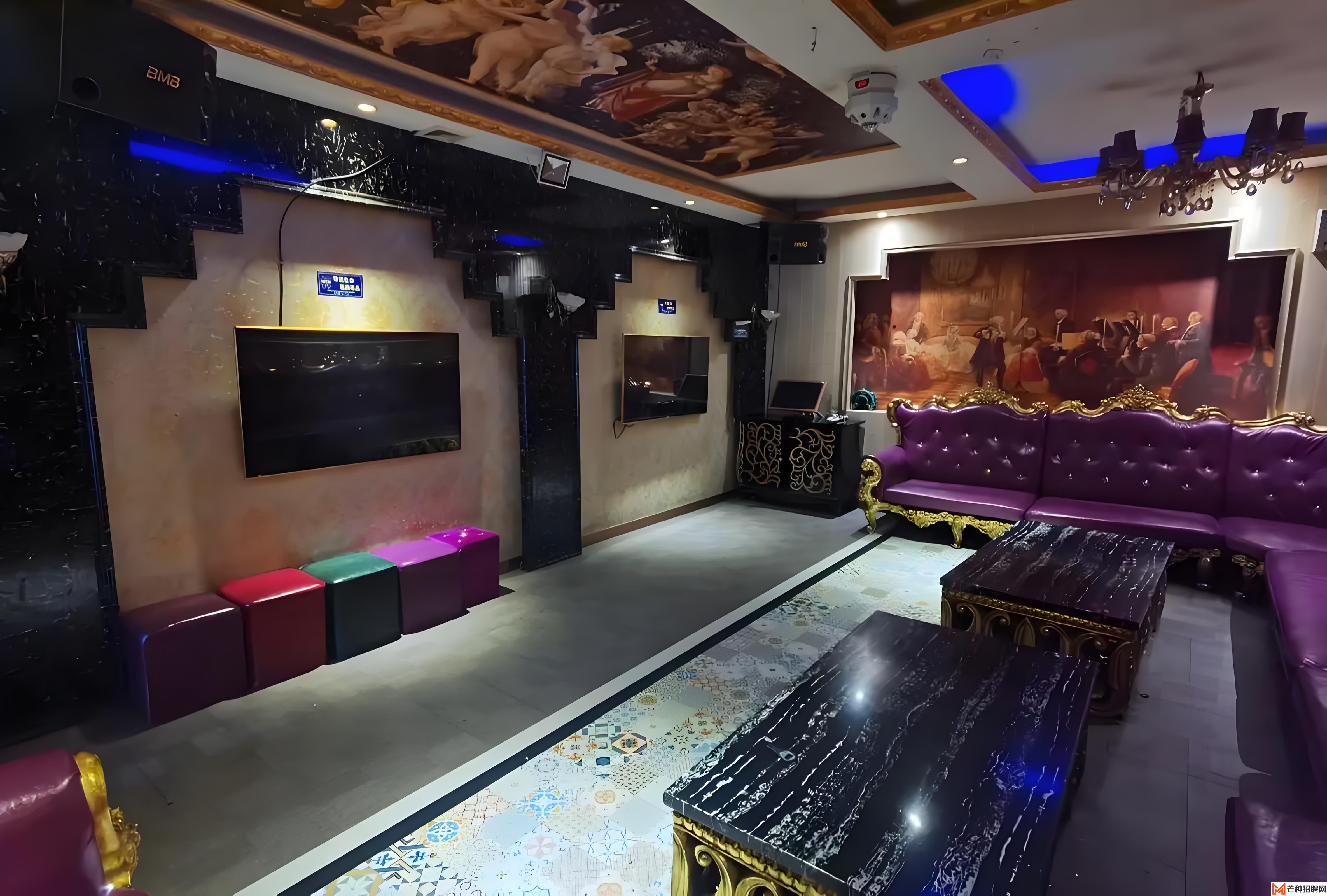 揭秘南昌年轻潮人聚集地：紫阳大道附近的网红夜场打卡点